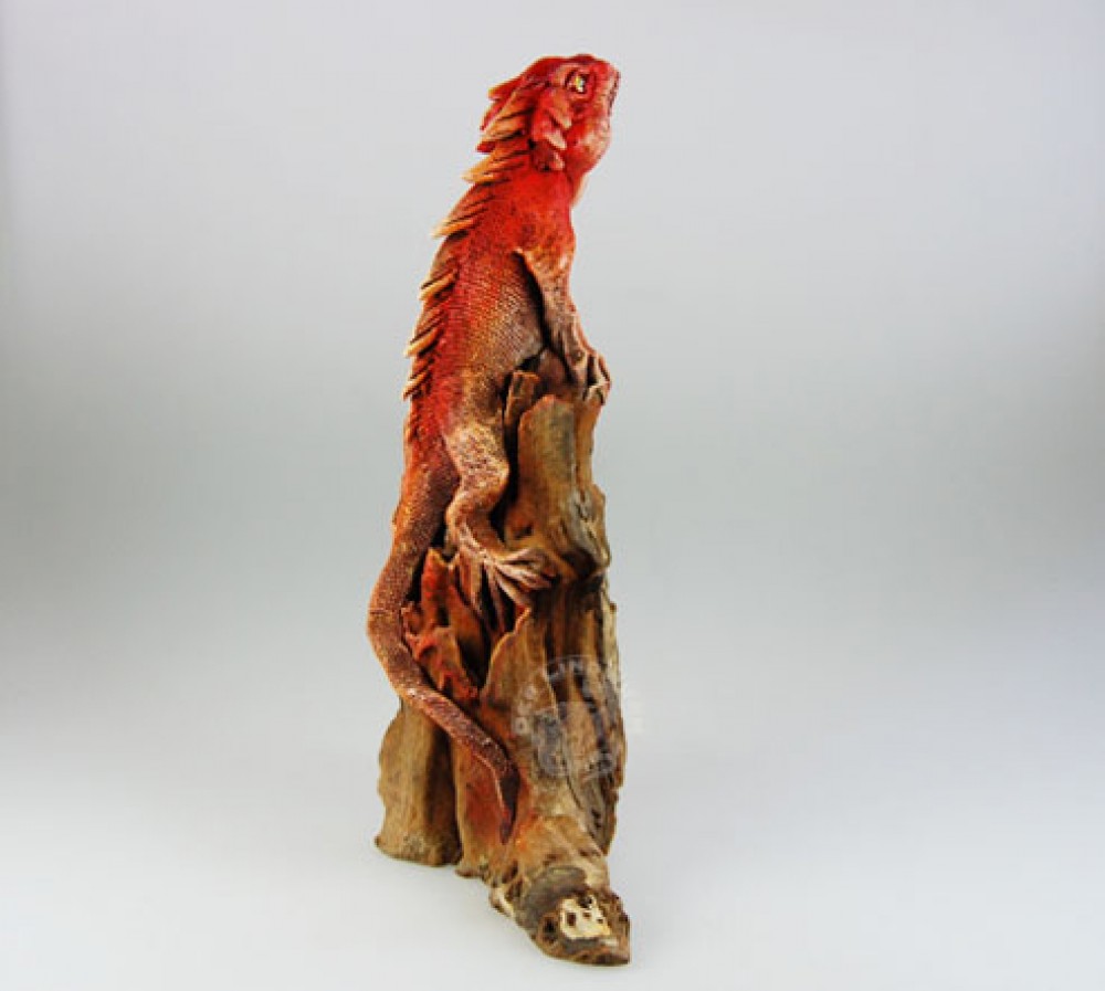 Leguan auf Holz - ca. 20 cm, stehend